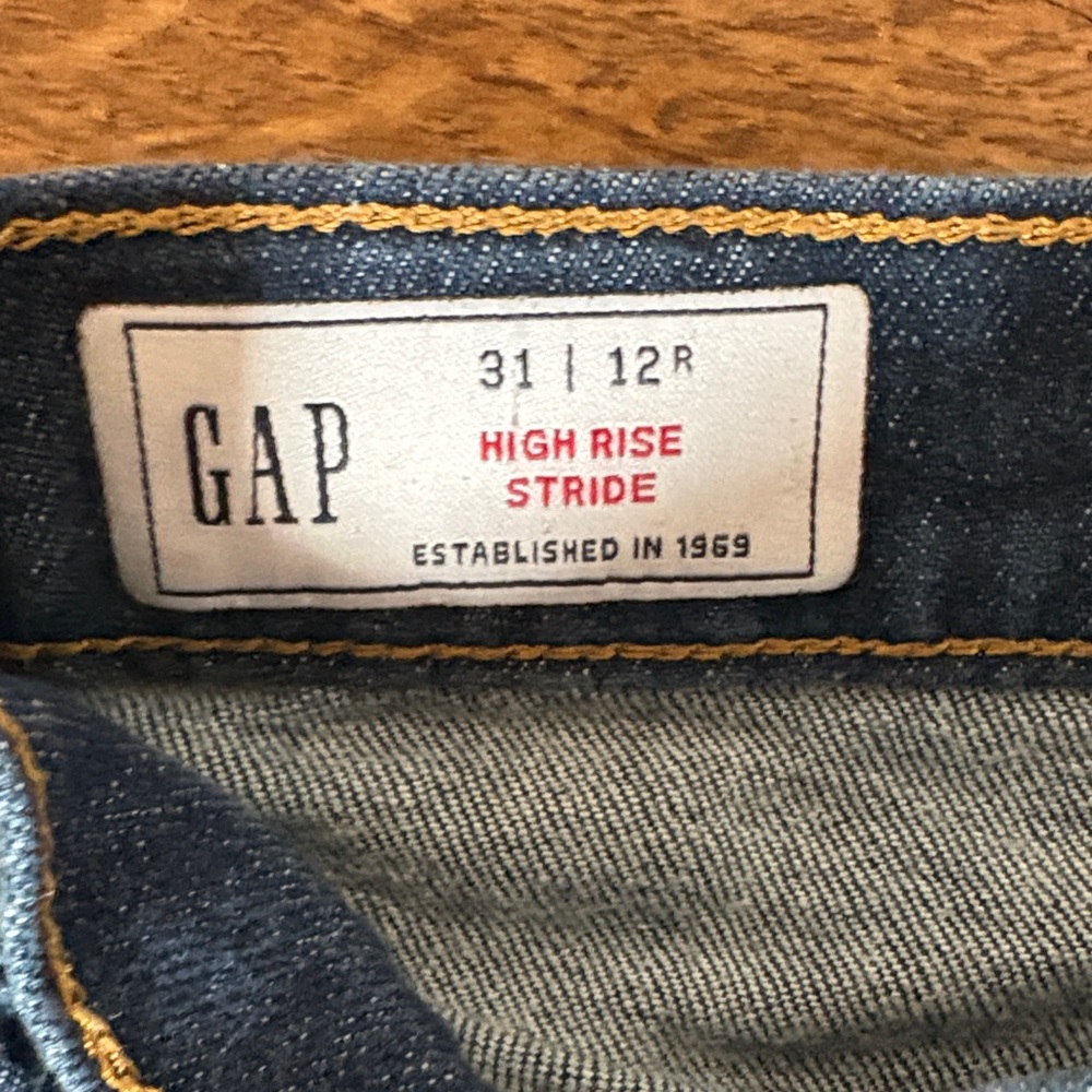 Gap High Rise Stride stretch denim - Picture 3 of 3